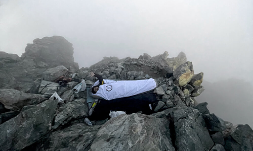 SAMAYA x ADRIEN & ANTOINE - BIVOUAC MINIMALISTE AU GRAND PIC DE LA MEIJE